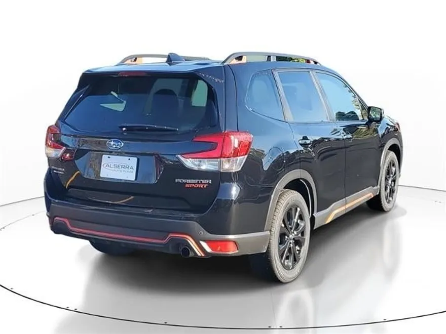 2023 Subaru Forester Sport photo 1