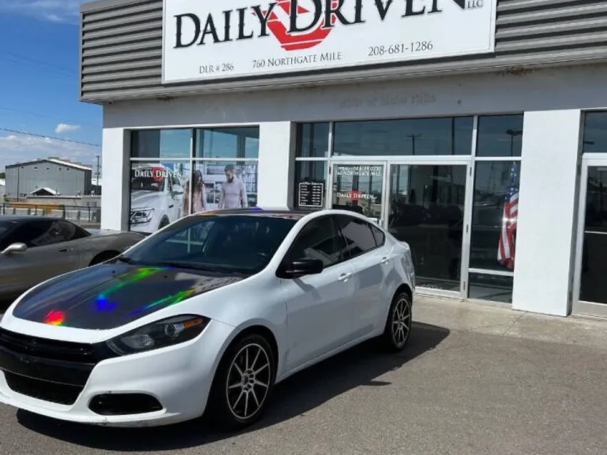 2015 Dodge Dart SXT photo 1