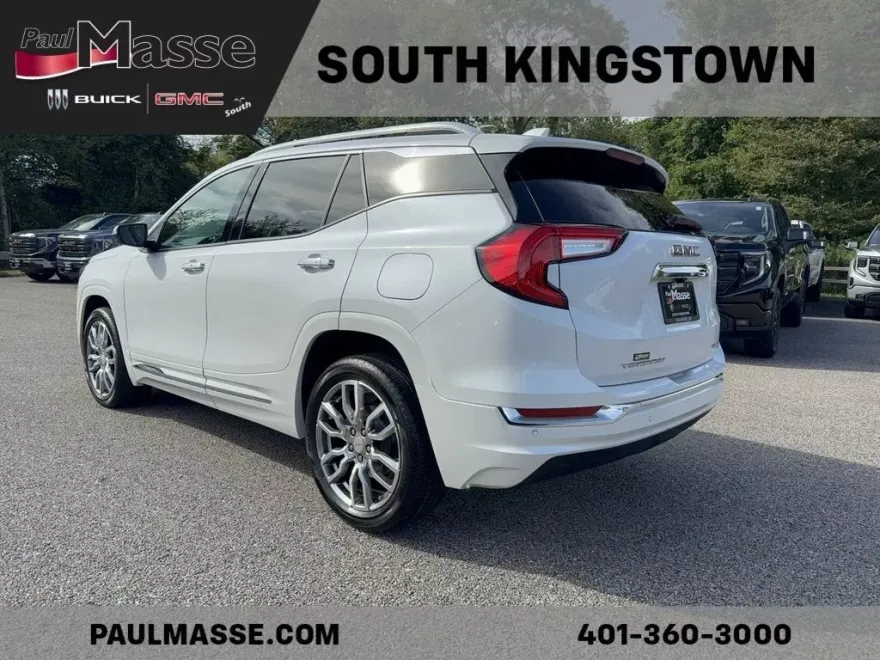 2022 Gmc Terrain Denali photo 1