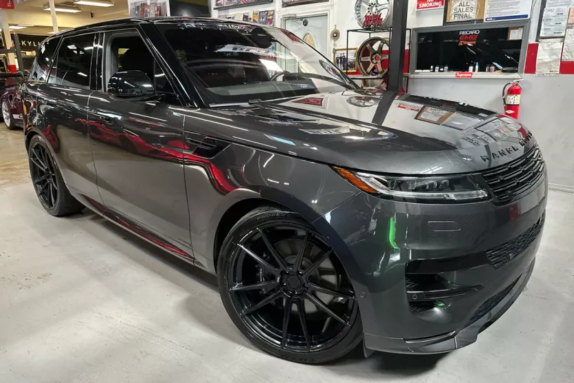 2023 Land Rover Range Rover Sport Autobiography PHEV photo 1