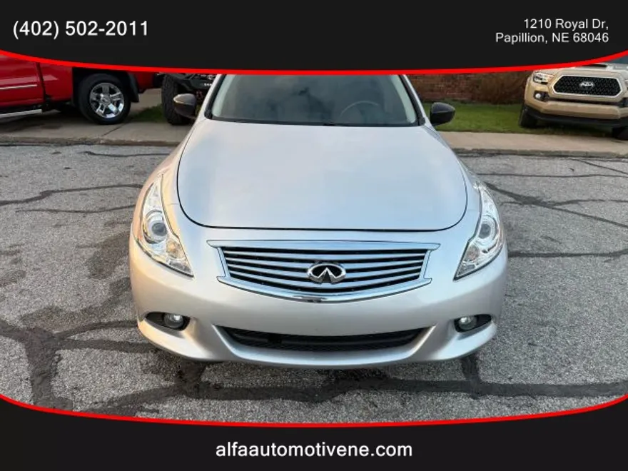2013 Infiniti G37 photo 1