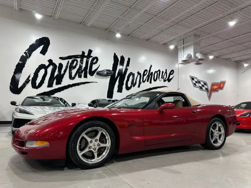 2002 Chevrolet Corvette photo 1