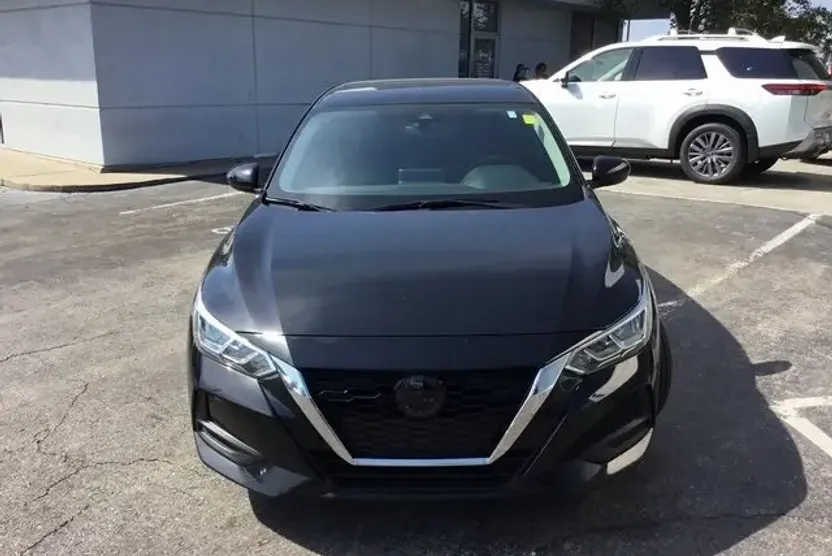 2022 Nissan Sentra SV photo 1