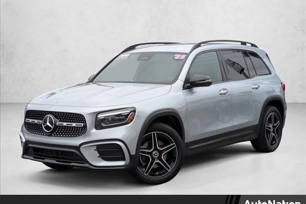2025 Mercedes Benz GLB 250 photo 1