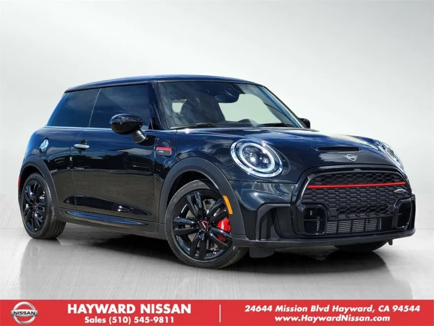 2024 Mini Cooper 2 Door Hardtop photo 1