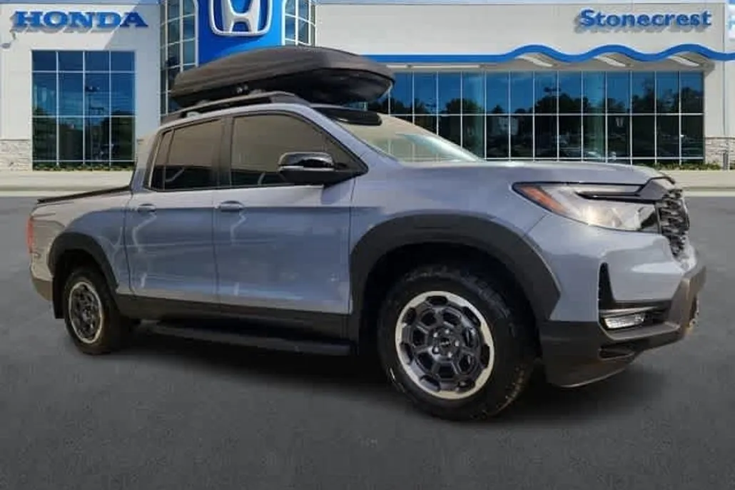 2025 Honda Ridgeline TrailSport photo 1