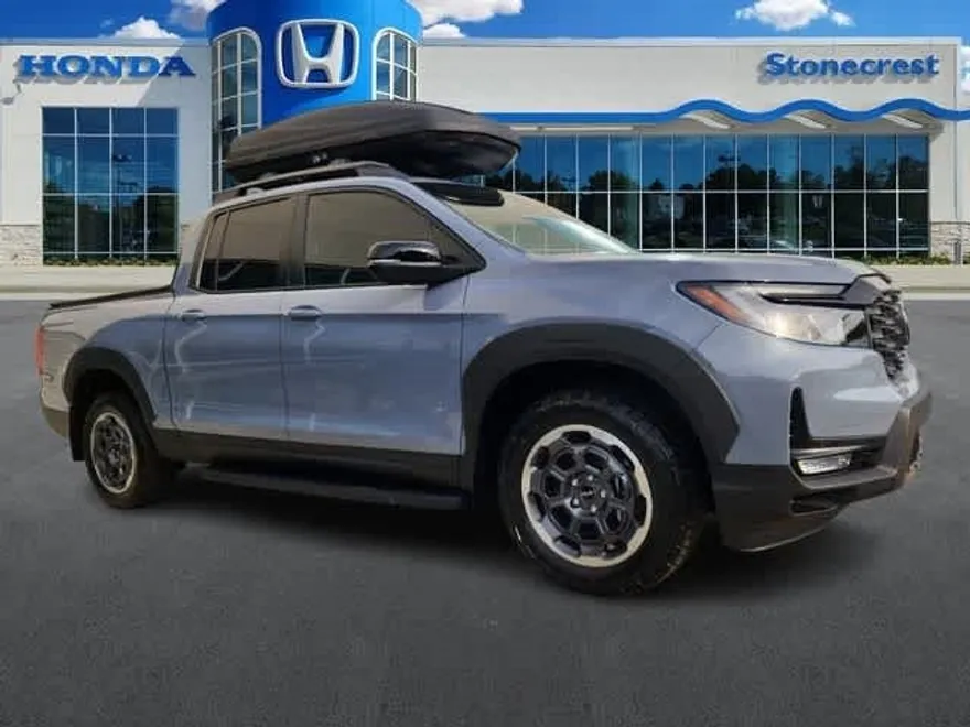 2025 Honda Ridgeline TrailSport photo 1