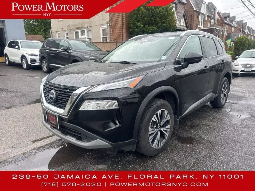 2022 Nissan Rogue SV photo 1
