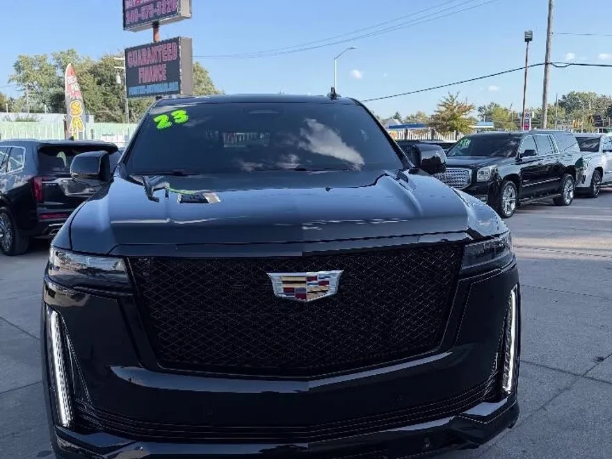 2023 Cadillac Escalade Sport photo 1
