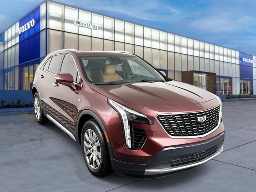2023 Cadillac XT4 Premium Luxury photo 1