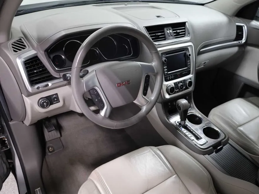 2015 Gmc Acadia SLT photo 4