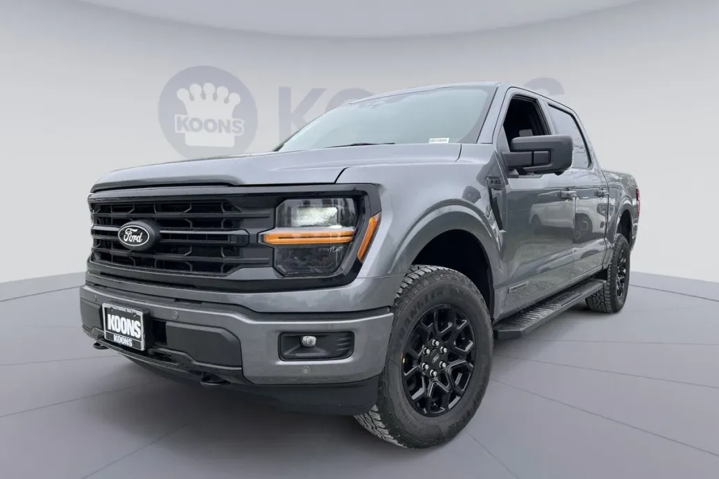2025 Ford F-150 XLT photo 1