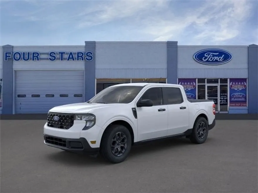 2025 Ford Maverick XLT photo 1