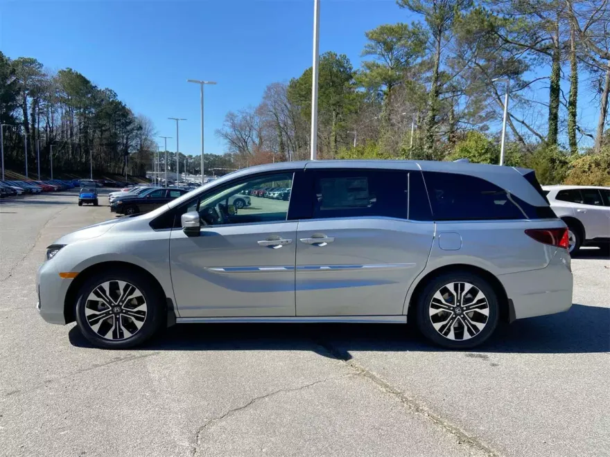 2026 Honda Odyssey Elite photo 1