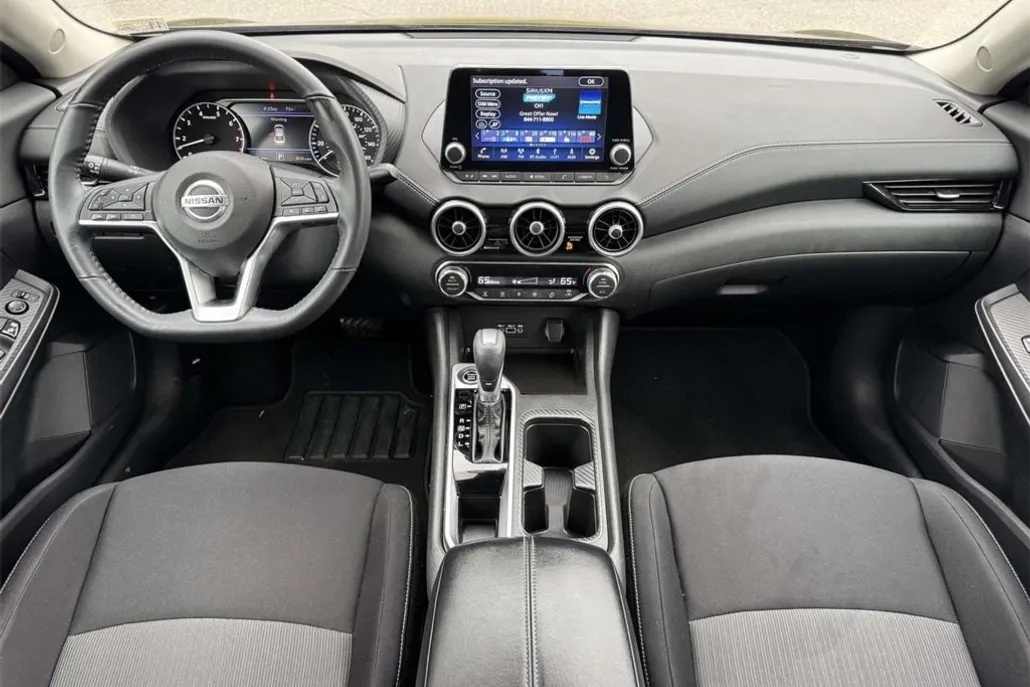 2021 Nissan Sentra SV photo 1