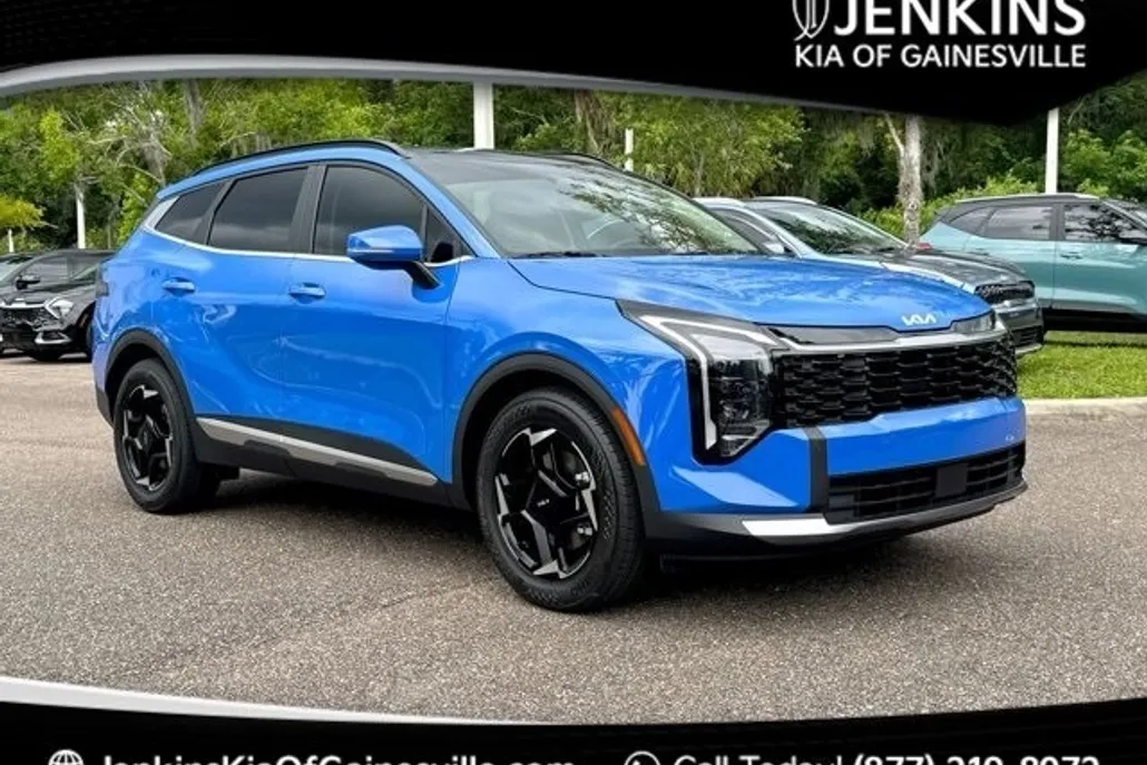 2026 Kia Sportage EX photo 1