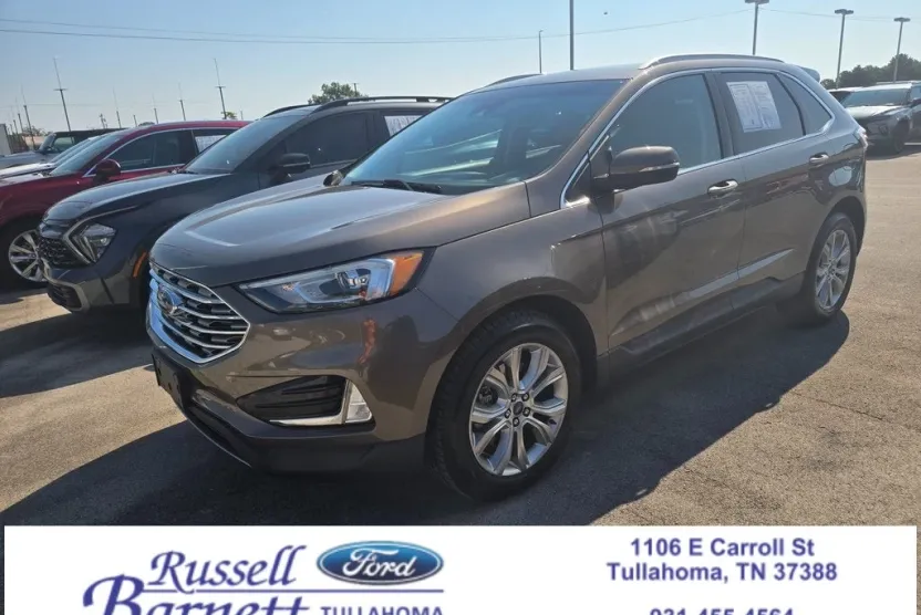 2019 Ford Edge Titanium photo 1