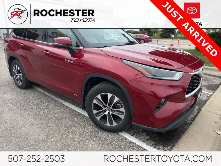 2021 Toyota Highlander Hybrid XLE photo 1