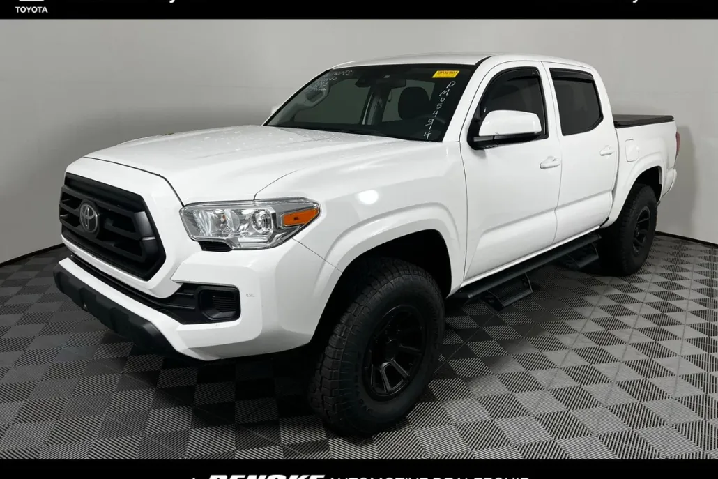 2023 Toyota Tacoma SR photo 1