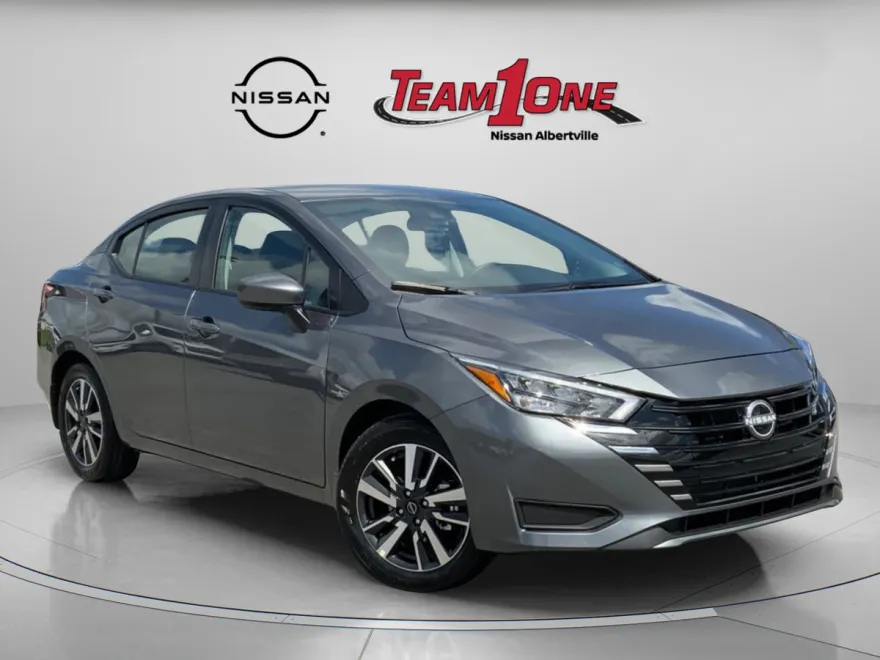 2025 Nissan Versa SV photo 1