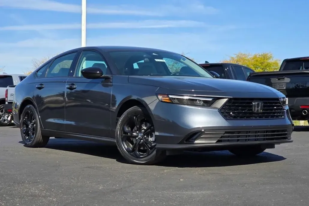 2025 Honda Accord SE photo 1