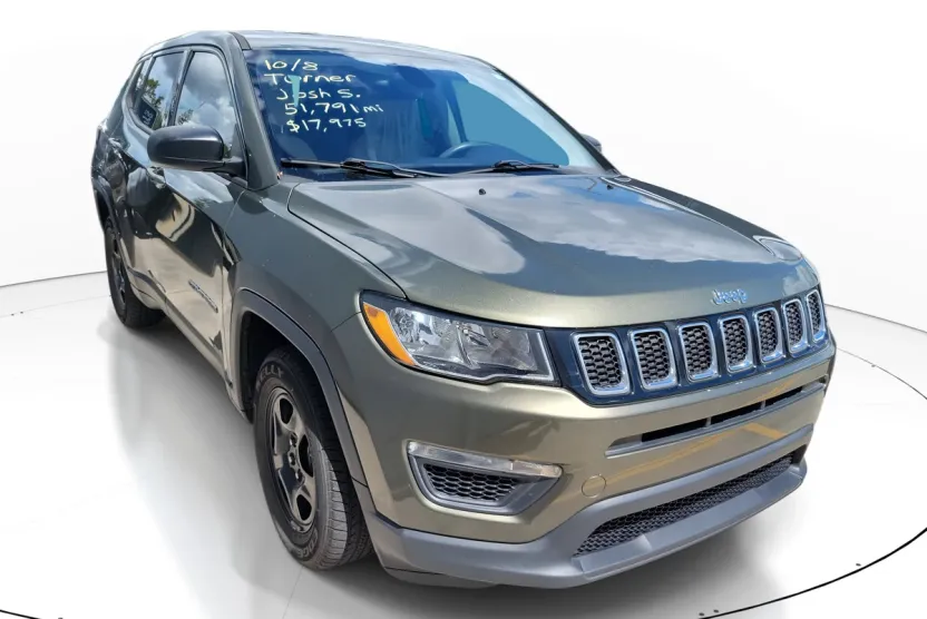 2018 Jeep Compass Sport photo 1