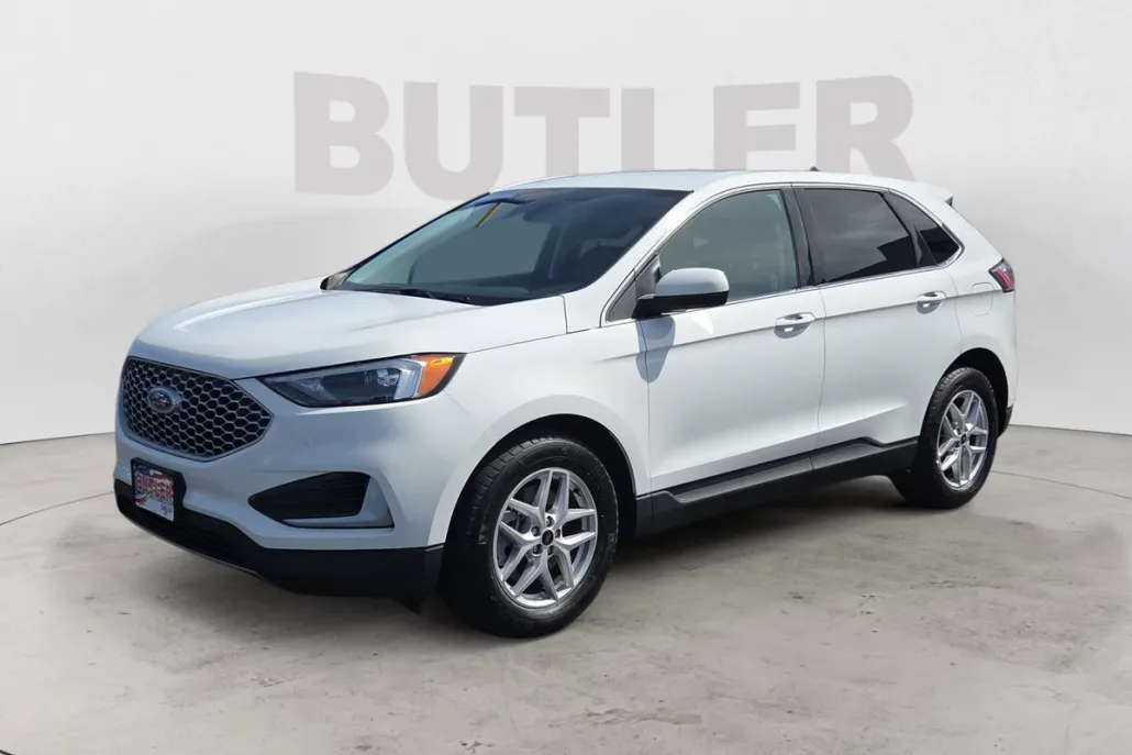 2024 Ford Edge SEL photo 1