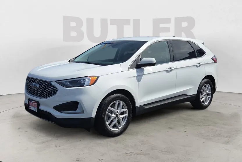 2024 Ford Edge SEL photo 1