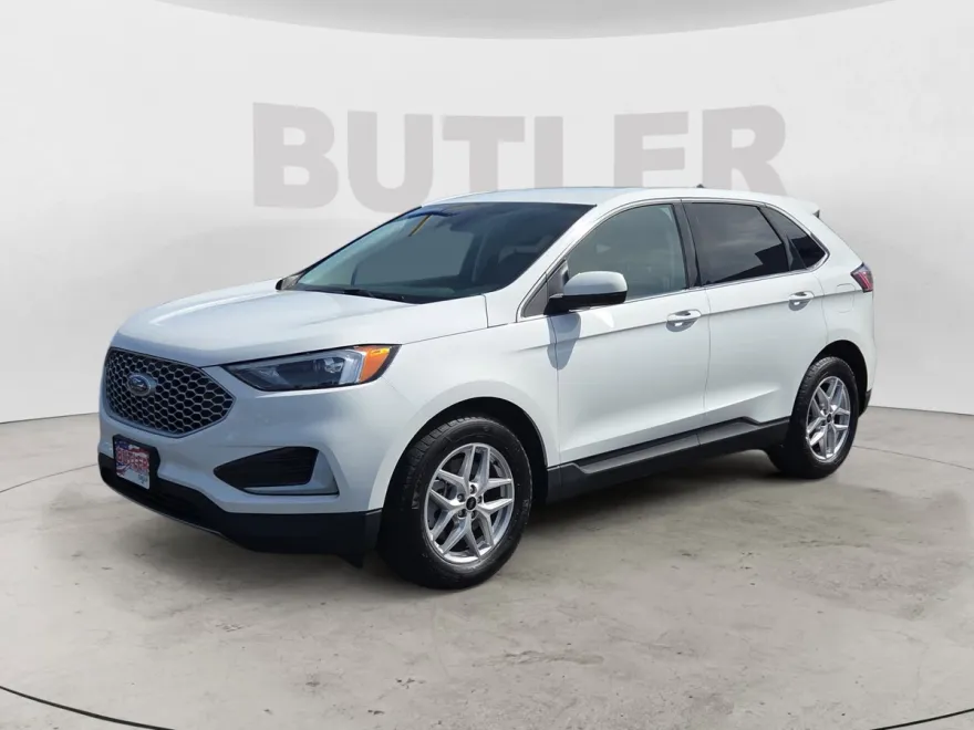 2024 Ford Edge SEL photo 1