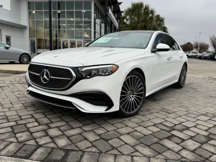 2025 Mercedes Benz E 350 photo 1