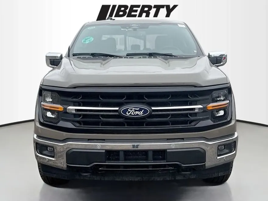2025 Ford F-150 XLT photo 2