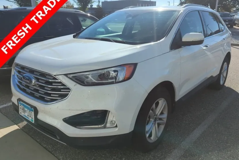 2020 Ford Edge SEL photo 1
