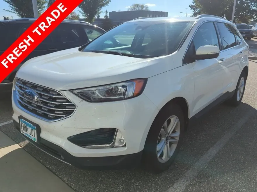2020 Ford Edge SEL photo 1