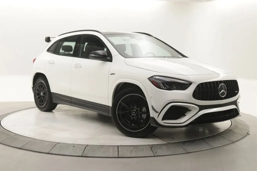 2025 Mercedes Benz GLA 35 AMG 4MATIC photo 1