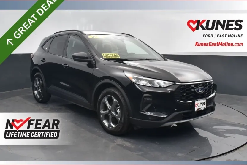 2025 Ford Escape ST-Line photo 1