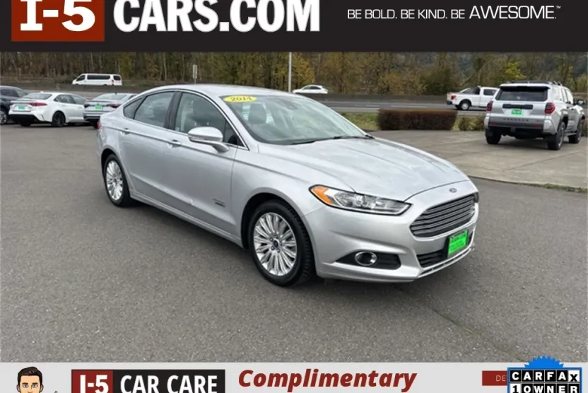 2014 Ford Fusion Energi SE photo 1