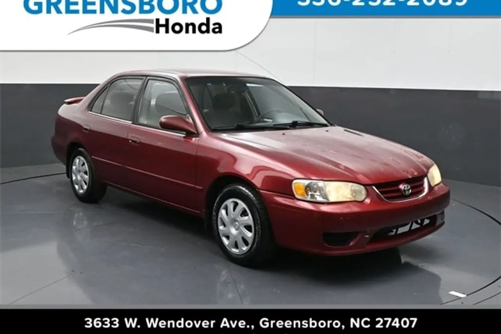2001 Toyota Corolla LE photo 1