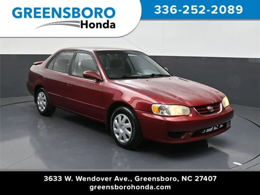 2001 Toyota Corolla LE photo 1