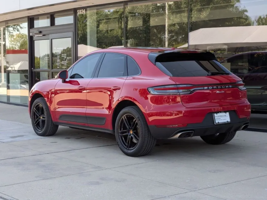2021 Porsche Macan Base photo 1