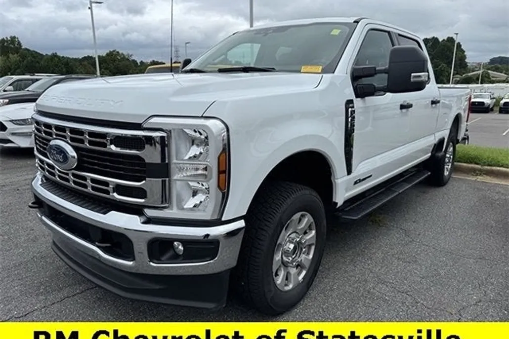 2024 Ford F-250 XL photo 1