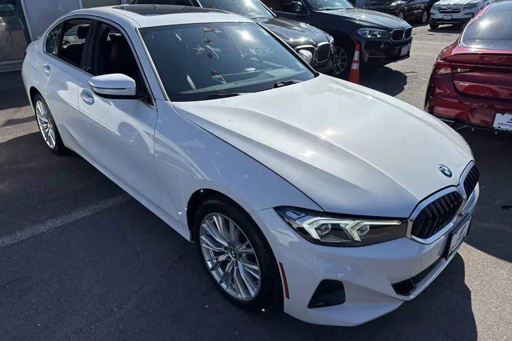 2024 Bmw 330i xDrive photo 1