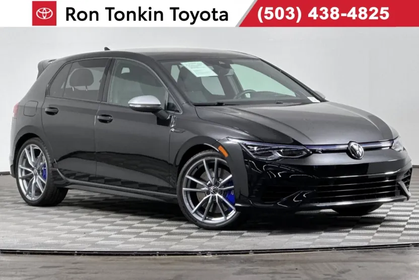 2024 Volkswagen Golf R photo 1
