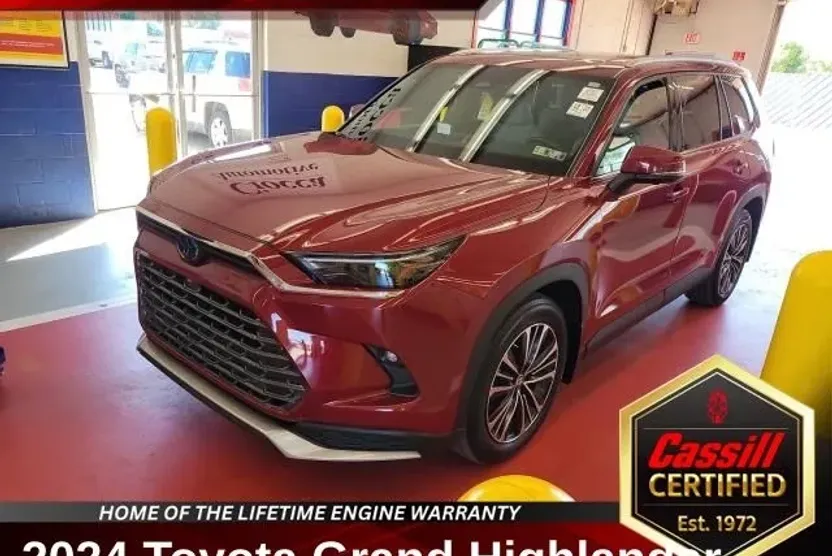 2024 Toyota Highlander Hybrid Platinum photo 1