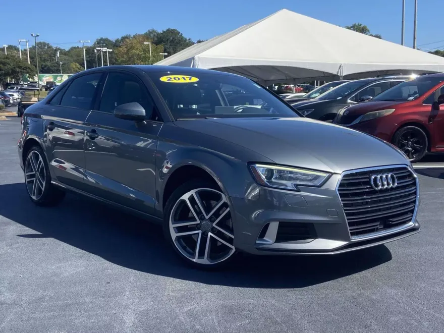 2017 Audi A3 2.0 TFSI Premium photo 1
