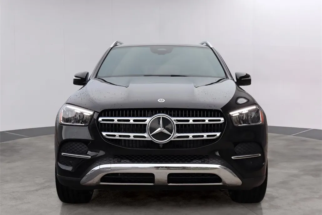 2025 Mercedes Benz GLE 450 4MATIC photo 1