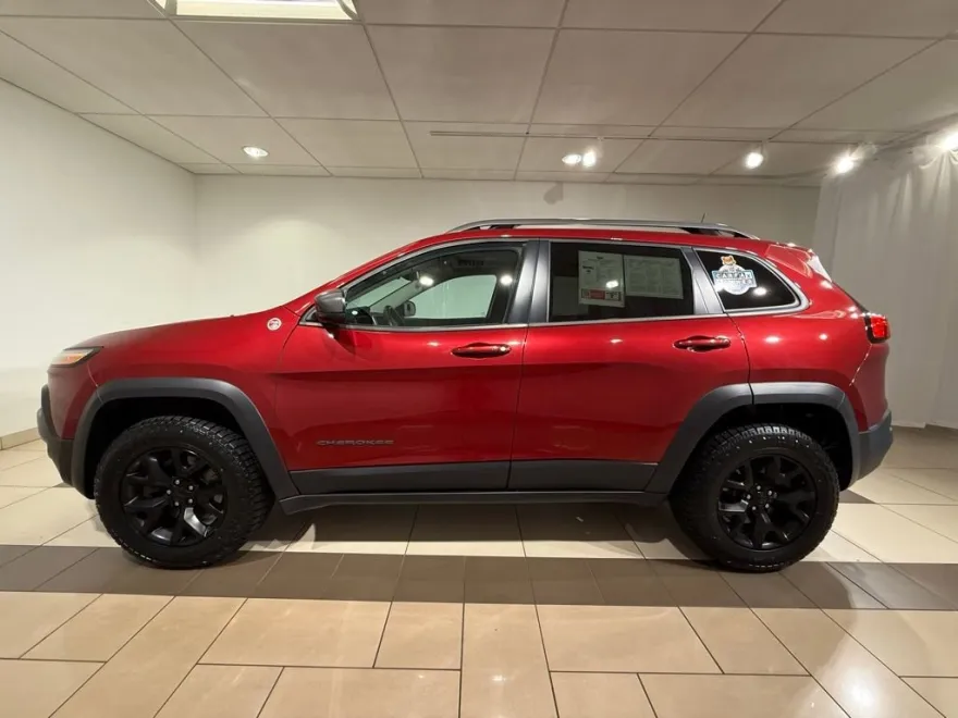 2017 Jeep Cherokee Trailhawk photo 1