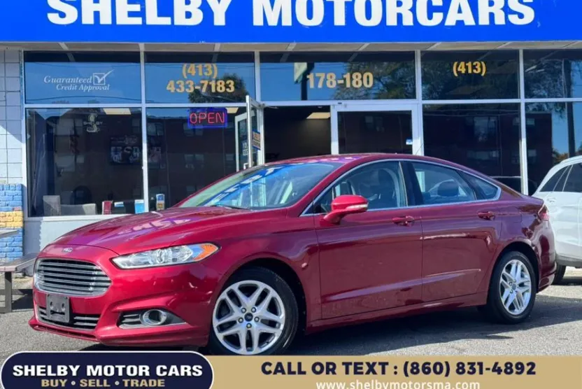 2013 Ford Fusion SE photo 1