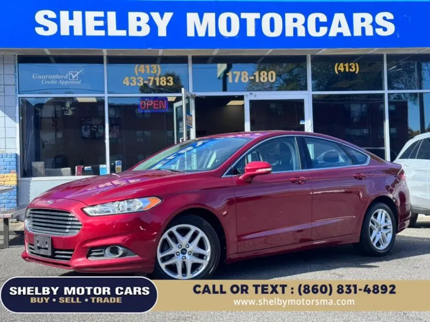 2013 Ford Fusion SE photo 1