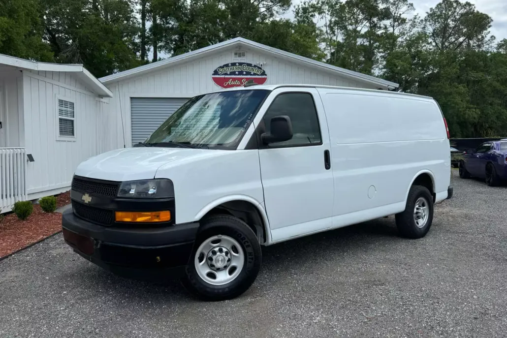 2021 Chevrolet Express 2500 Cargo photo 1