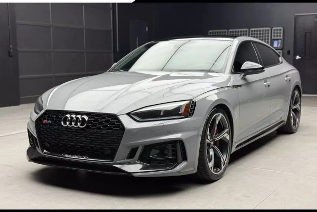 2019 Audi RS 5 photo 1